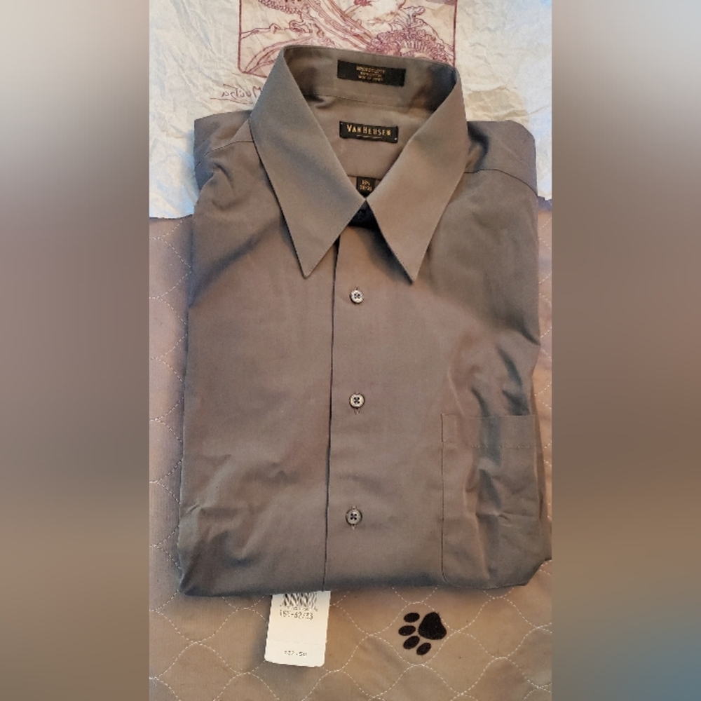 Men's Van Heusen Classic Brown Dress Shirt
